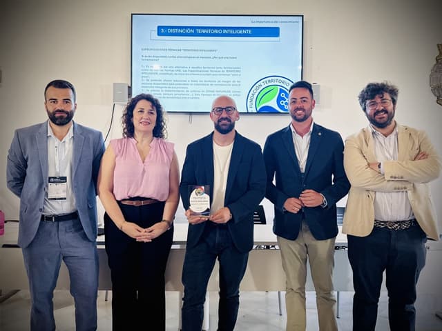 El Puerto se convierte en el primer municipio de España en recibir el distintivo "Territorio Inteligente" por la transformación digital y sostenible de su litoral