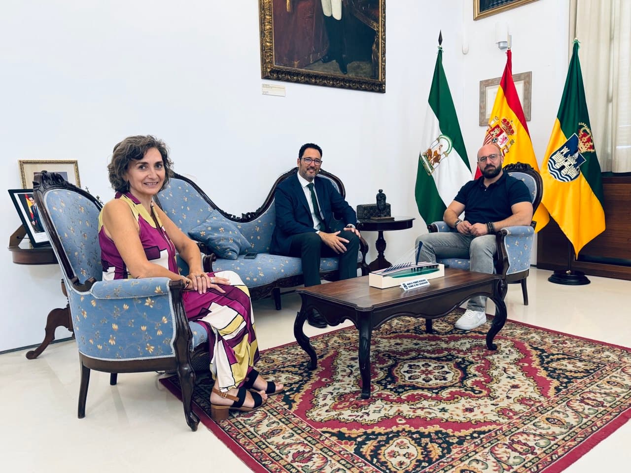 El alcalde de El Puerto, Germán Beardo, se reúne con José Andrés Santos, nuevo presidente de la CEC, para reforzar la colaboración entre Ayuntamiento y sector empresarial