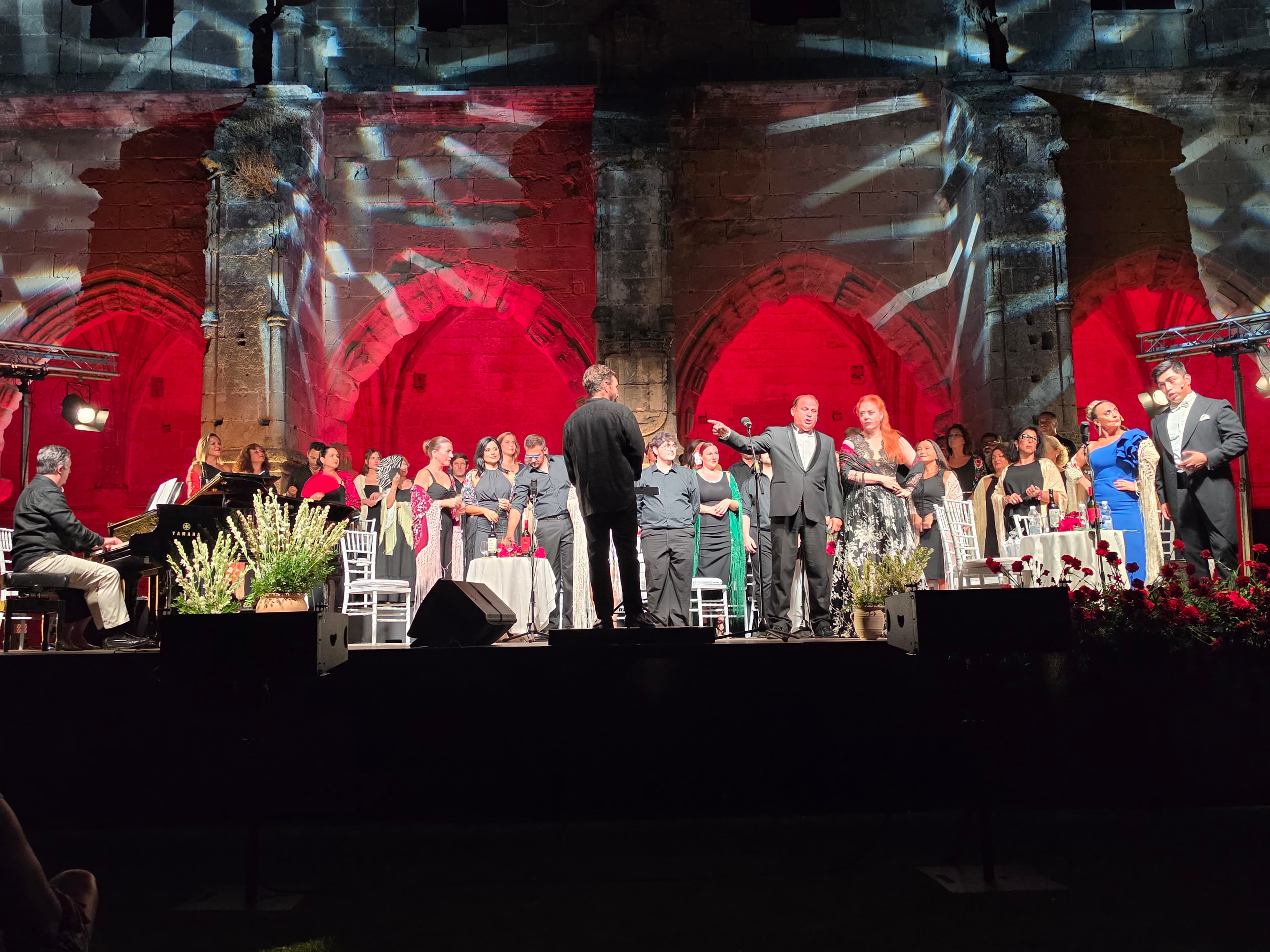 La zarzuela llena de música el Monasterio de la Victoria con más de 50 artistas