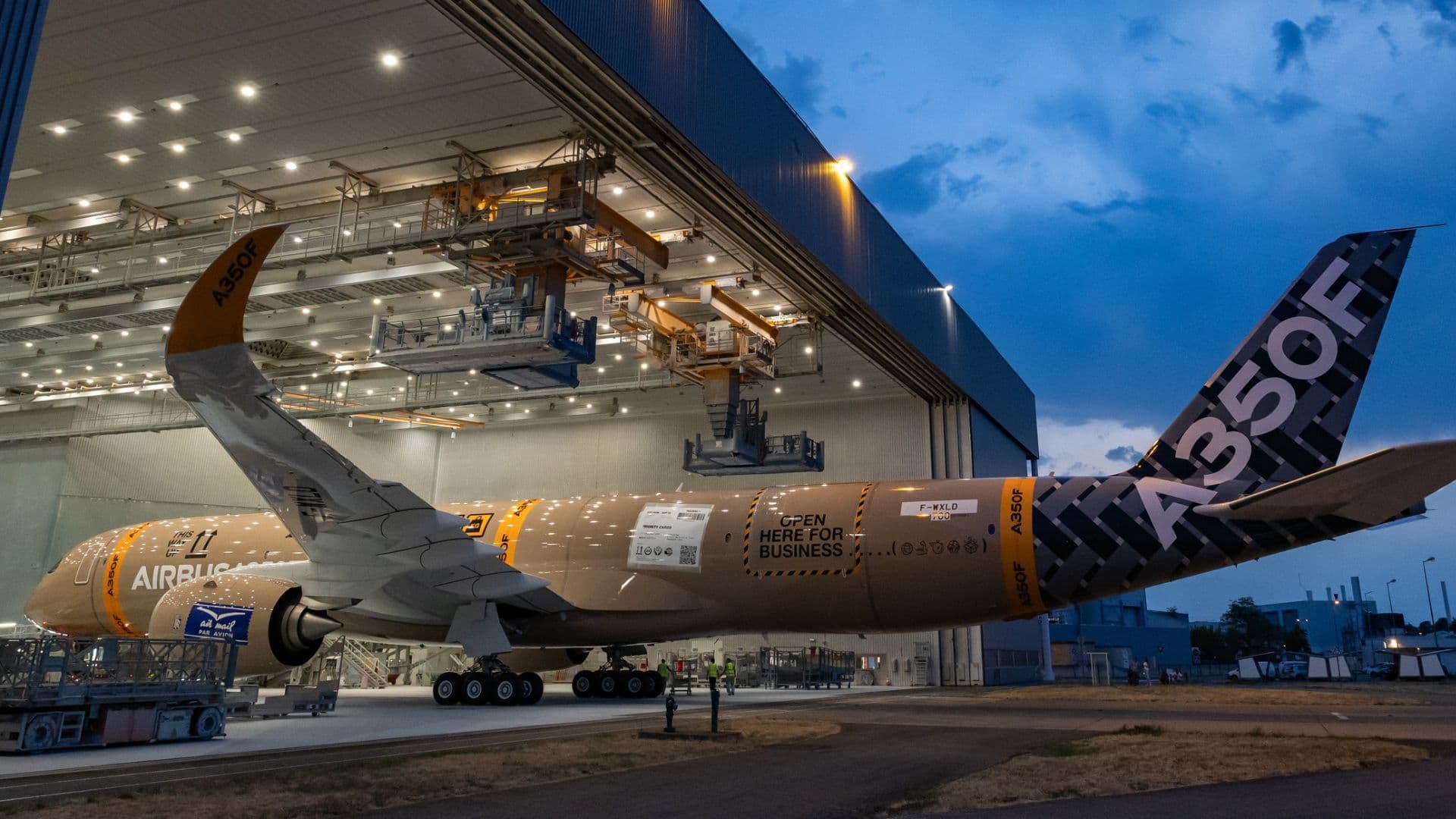 Airbus prevé un crecimiento del transporte aéreo de mercancías con nuevas oportunidades para su planta de El Puerto
