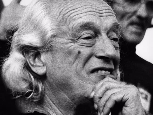 Espasa publica el poemario de Rafael Alberti 'Y sobre el ancla una estrella', con poemas y dibujos inéditos