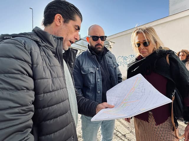 Germán Beardo supervisa las obras en la Barriada Sericícola y destaca el progreso en la Plaza de la Hispanidad y zonas colindantes