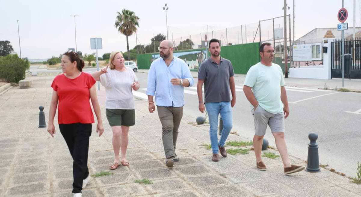 Javier Bello y Jesús Garay visitan el Poblado de Doña Blanca para avanzar en las inversiones del PFEA 2026
