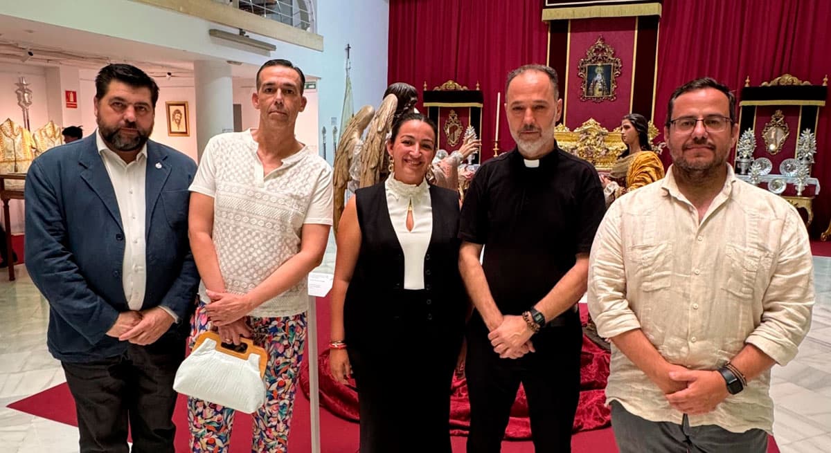 “Una historia de resurrección” muestra en el Centro Cultural Alfonso X los 25 años de vida de la Hermandad del Resucitado