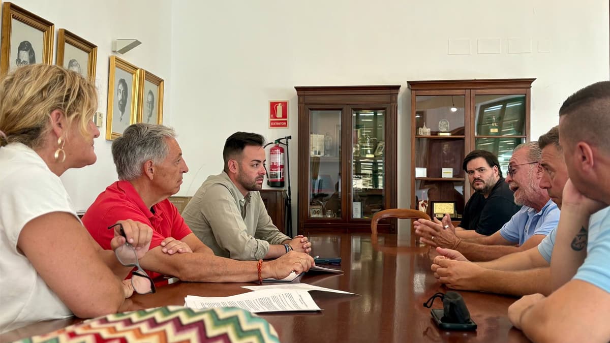 El Ayuntamiento vigilará el cumplimiento de la normativa tras la llegada de Cabify a El Puerto