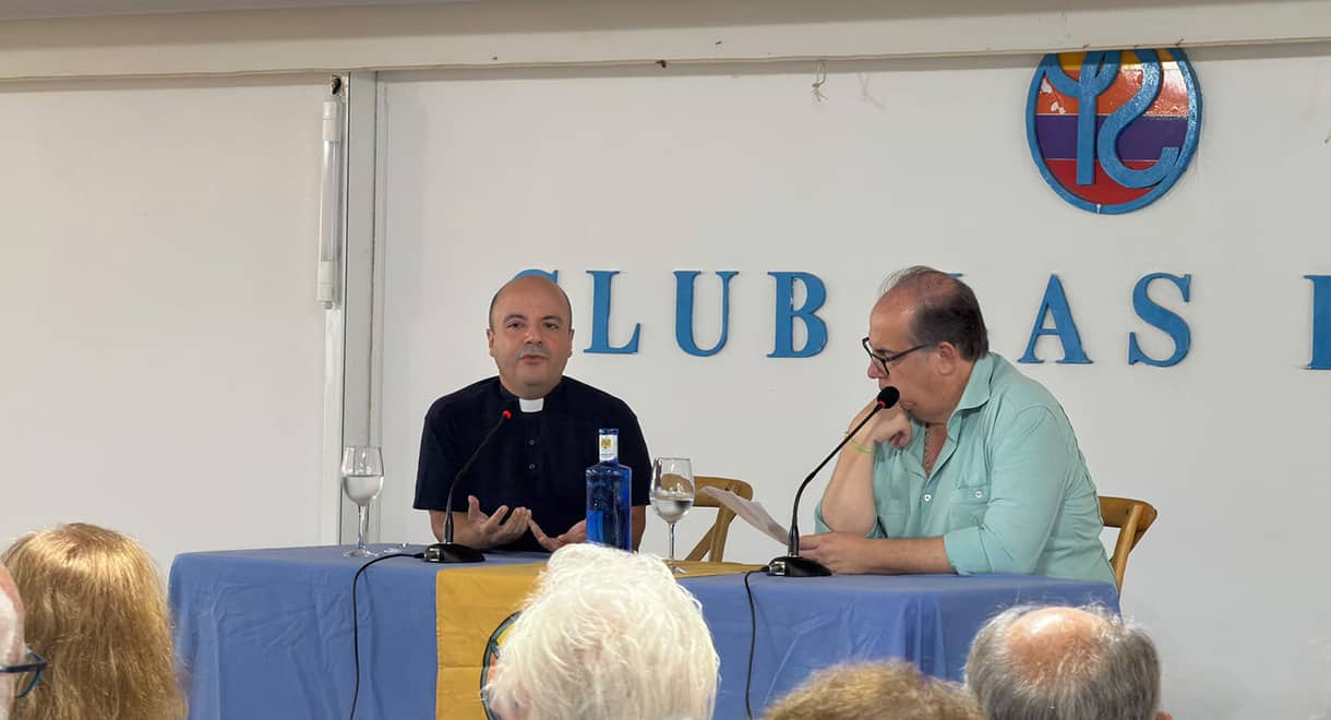 Imagen de la noticia: El vicesecretario de la Conferencia Episcopal reflexiona sobre religión e inteligencia artificial en Las Redes (Cultura)