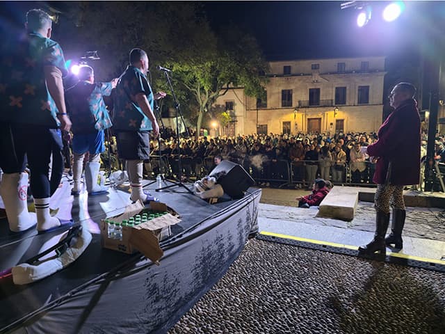 Todo listo para un gran viernes de Carnaval