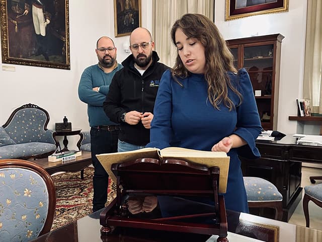El Ayuntamiento refuerza su plantilla con la incorporación de una nueva inspectora fiscal