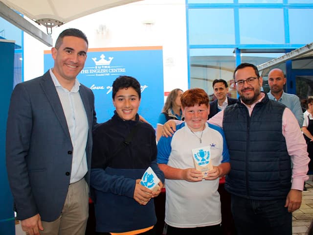 Enrique Iglesias clausura la XIV edición de la Coleci Cup de Pádel de El Centro Inglés