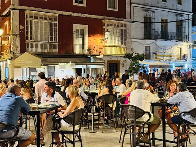 El turismo genera cerca de 4.800 empleos en El Puerto