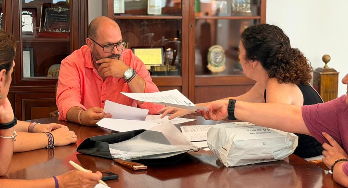 El Consistorio desmiente a Óbolo e insiste en que la empresa mantiene deudas con la plantilla de Ayuda a Domicilio