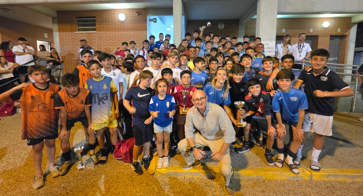 La Copa Concejalía de Fútbol Base Infantil reunió en El Puerto a más de 250 jugadores