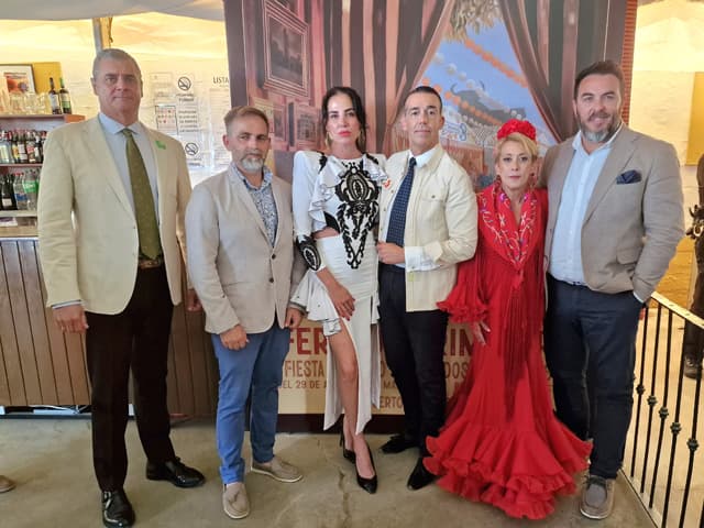 “M´Encantaría”, “Por estos ratitos” y “La Charanga”, premiadas en el tradicional Concurso de Casetas de la Feria 2026
