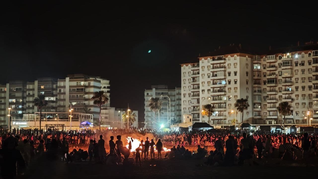 Valdelagrana se prepara para celebrar mañana la tradicional Hoguera de San Juan
