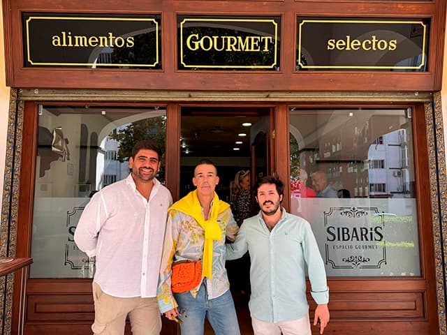 Inaugurado Sibaris. Espacio Gourmet, un rincón para los amantes del producto local de excelencia