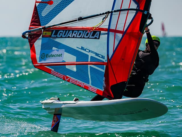 Dos windsurfistas del CN Puerto Sherry participan en el prestigioso Trofeo SAR Princesa Sofía