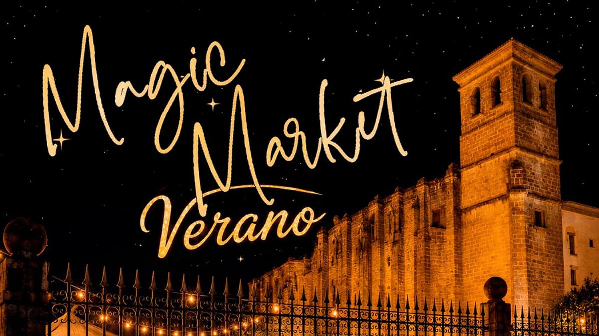 El Magic Market de Verano llena de ambiente los jardines del Monasterio de la Victoria hasta el sábado