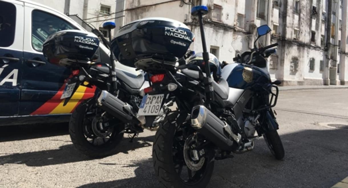 Golpe al tráfico de drogas en una vivienda de Los Milagros