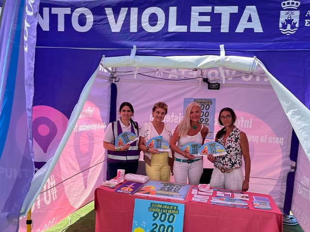 Activado el Punto Violeta en el Puro Latino Fest 2025 para crear un entorno seguro en el Recinto Ferial de Las Banderas