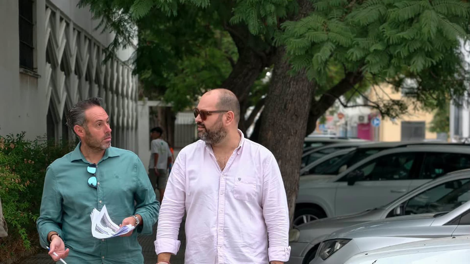 Vecinos de las avenidas de la Constitución y de Andalucía trasladan sus demandas de mejora al Ayuntamiento