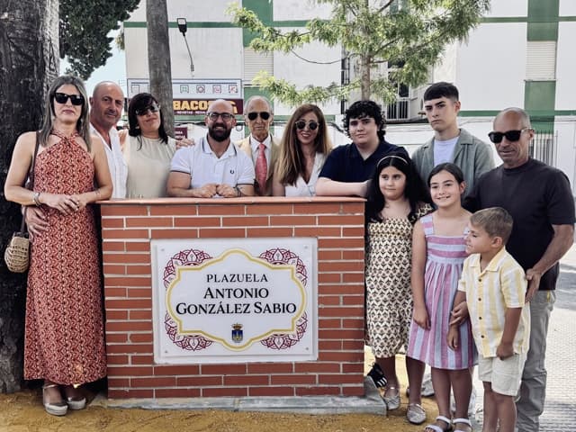 El Puerto dedica una plazuela a Antonio González Sabio en reconocimiento a su trayectoria en la tauromaquia