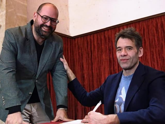 Rubén Amón pone en valor la tradición taurina de El Puerto en la presentación de su libro sobre Morante