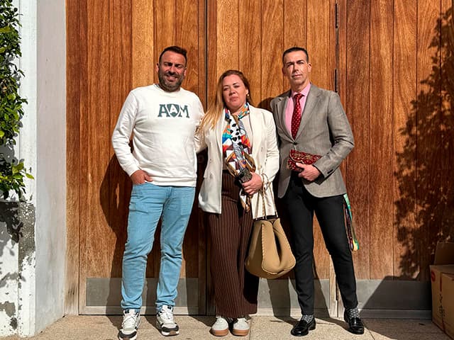 El Ayuntamiento de El Puerto y la Peña Flamenca Al Alma engrandecen la Semana Santa con una nueva iniciativa de Saetas desde los balcones para noveles