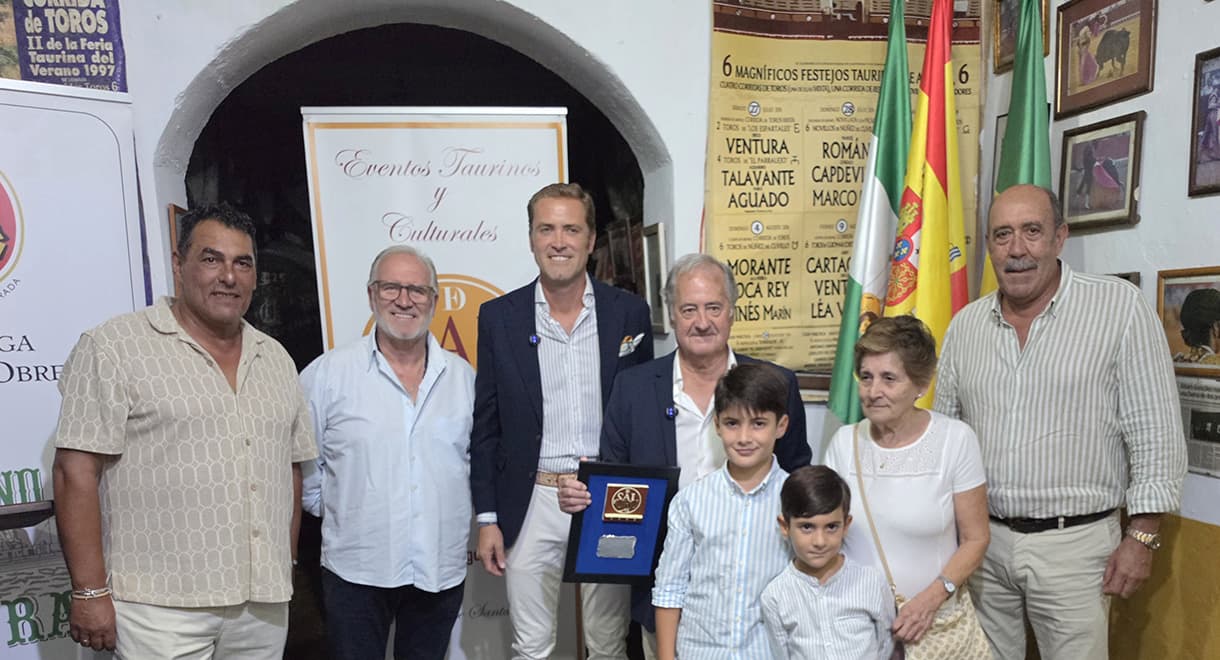 "De Sal y Oro" abre su V Ciclo de Reconocimientos con un homenaje a "Juanini"