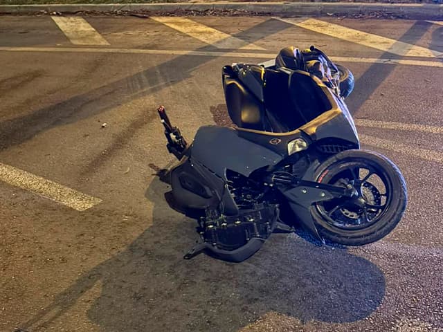 Un jovevn se da a la fuga y acaba en el hospital al huir de un control policial