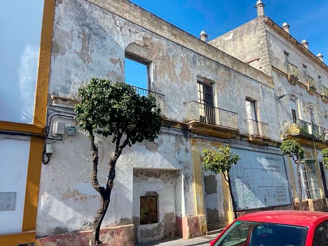 Suvipuerto adquiere un solar en calle Cielos para construir 15 viviendas de alquiler asequible