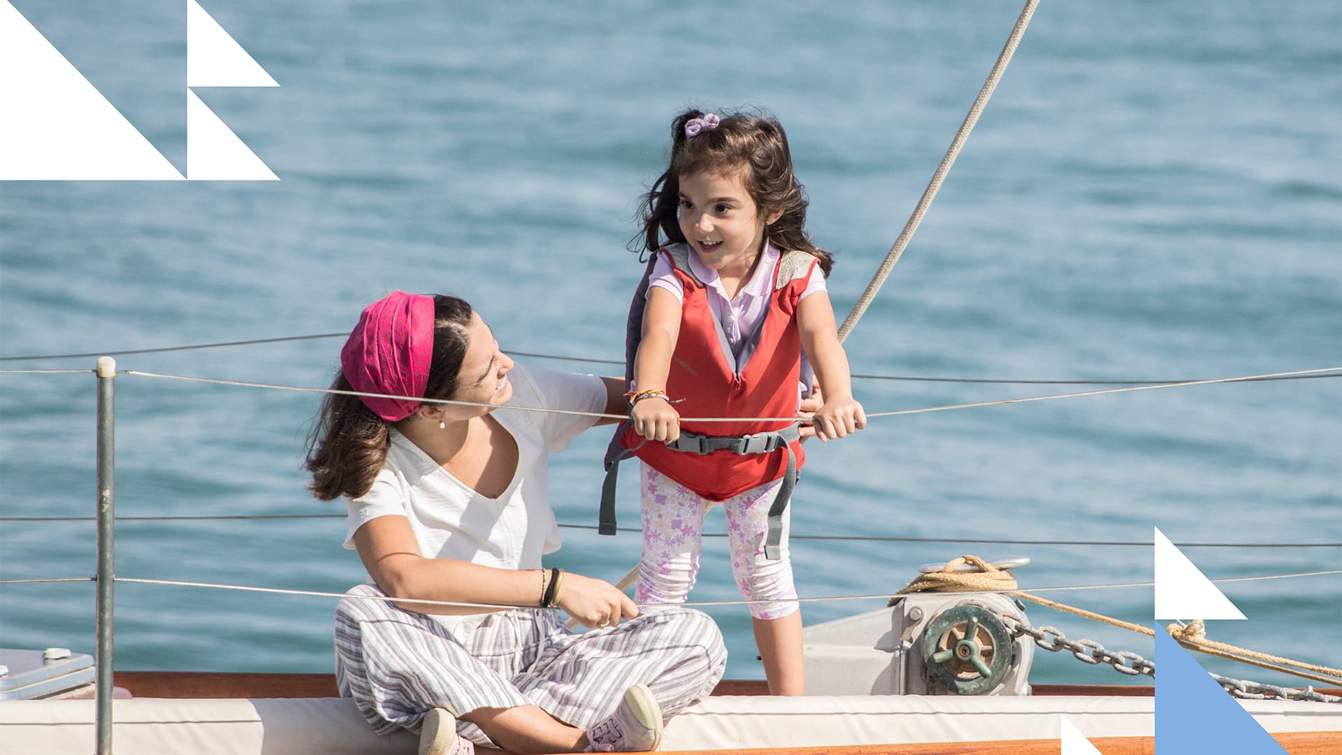 Más de 50 familias participarán este sábado en una jornada solidaria de navegación en Puerto Sherry