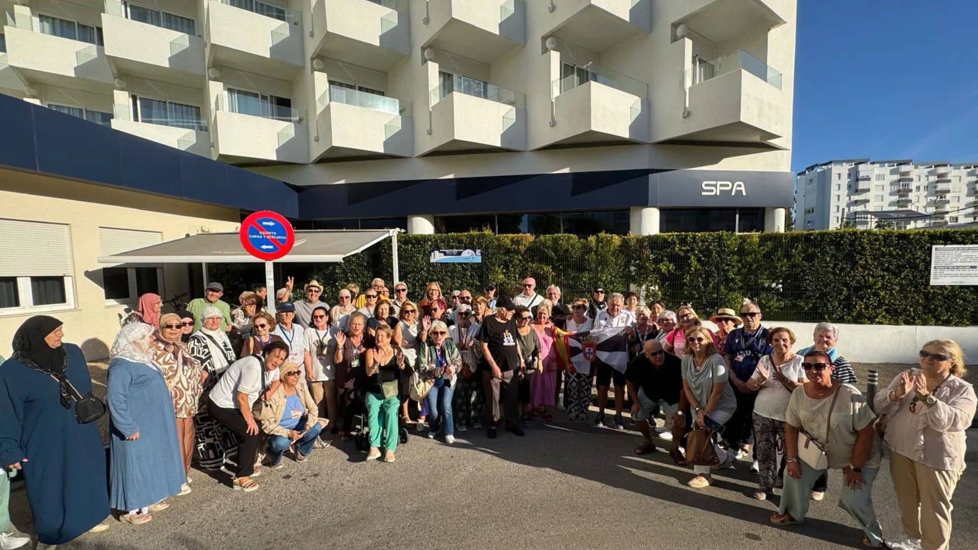 Imagen de la noticia: Más de 200 mayores de Ceuta visitan El Puerto dentro de un programa de envejecimiento saludable (Mayores)
