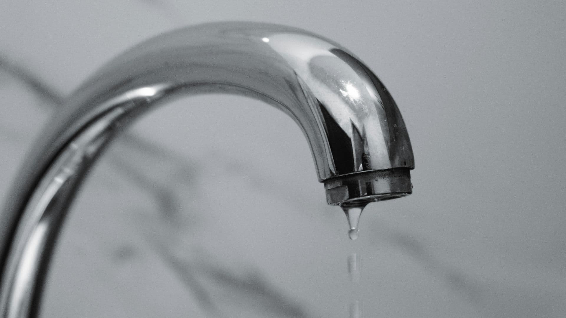 Apemsa explica cómo detectar fugas de agua en casa y reducir consumos innecesarios