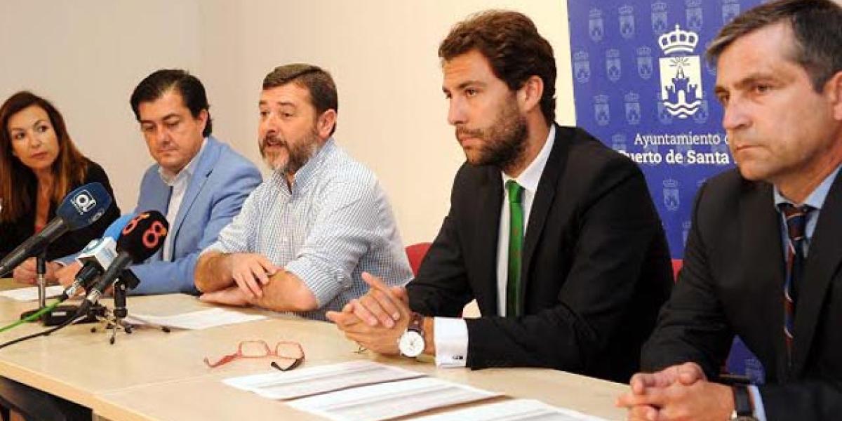 Presentación de la campaña de descuentos para el parking de la Plaza Peral.